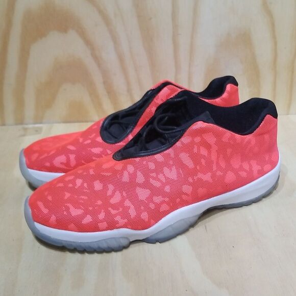 Nike Air Jordan Future Low Men Shoes  Infrared  VGC Size 13 - Picture 3 of 8